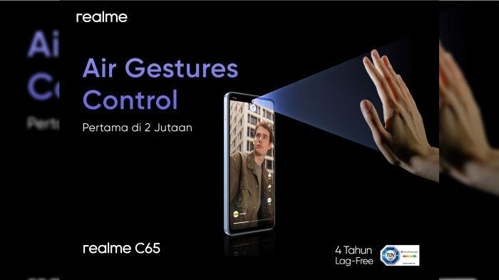 Ilustrasi pemakaian Air Gestures di realme C65 yang mengandalkan gerak lambaian tangan