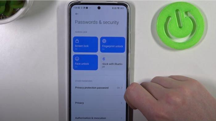 Ilustrasi mendaftarkan sidik jari atau fingerprint di HP Android