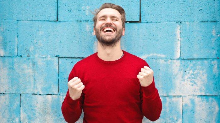 Ilustrasi orang yang sedang bahagia.