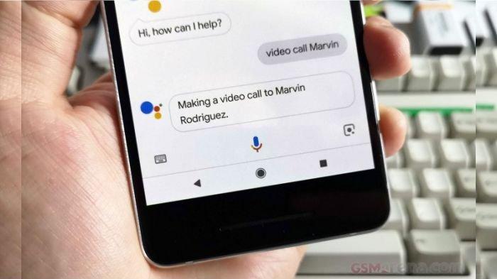 Ilustasi Google Assistant untuk menghubungi kontak tertentu di HP