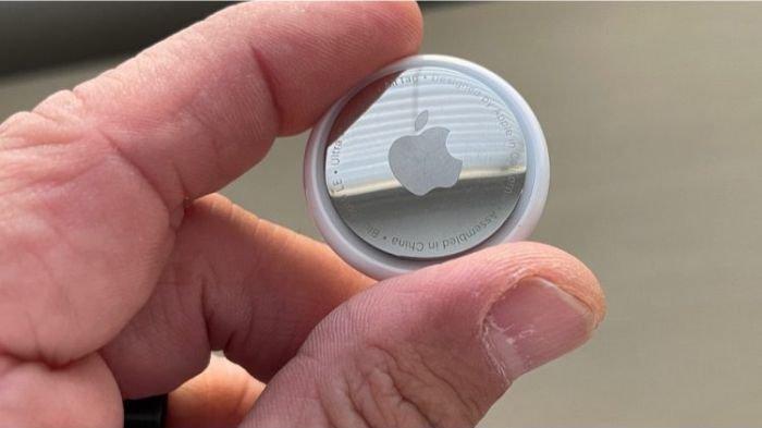 Ilustrasi AirTag, alat pelacakan Apple
