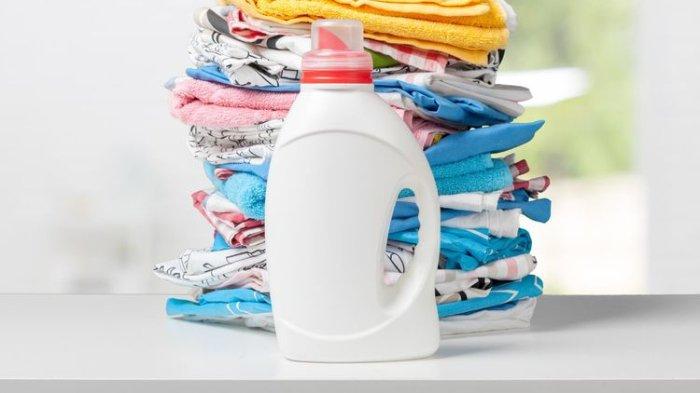 Mencuci baju bayi harus menggunakan deterjen yang tepat.