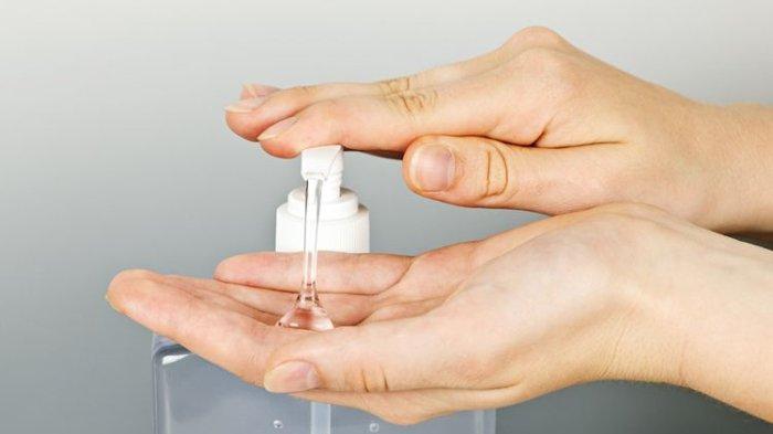 Ilustrasi hand sanitizer untuk berbagai keperluan rumah tangga termasuk mengatasi noda di pakaian hingga noda di permukaan logam.