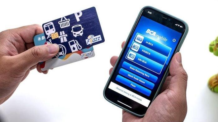 Ilustrasi isi saldo kartu e-Toll dan e-Money Flazz lewat BCA mobile di HP