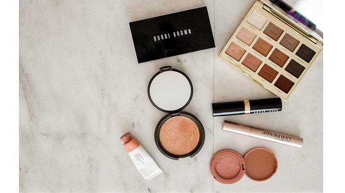 Ilustrasi produk make up, jangan asal memilih produk makeup.
