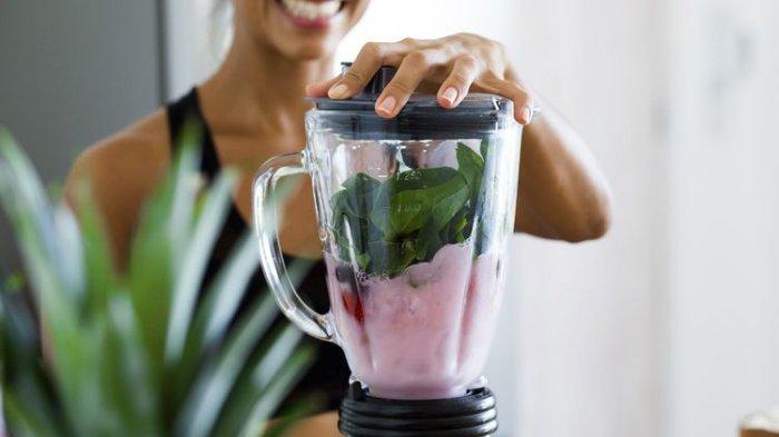 Ilustrasi membuat smoothies