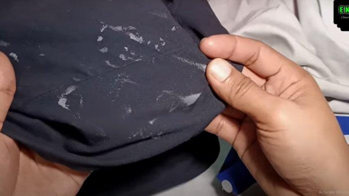 Ilustrasi noda semen yang menempel di celana, bisa memanfaatkan pembersih lantai keramik.