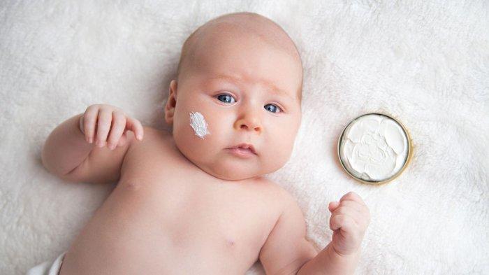 Ilustrasi bayi dengan jenis kulit normal.