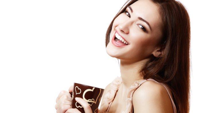 Mengkonsumsi kopi juga dapat membantu meredakan gejala asam urat yang kambuh.