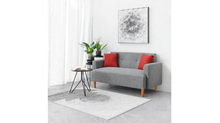 Informa Aryana Sofa Fabric 2 Dudukan super empuk dengan 2 bantal.