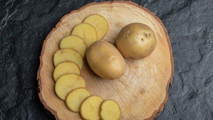 Ilustrasi kentang yang memiliki beragam manfaat dan bisa bantu kamu membersihkan peralatan dapur