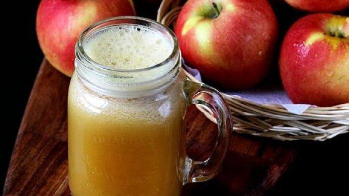 Jus buah apel bisa jadi menu sehat untuk membersihkan usus.