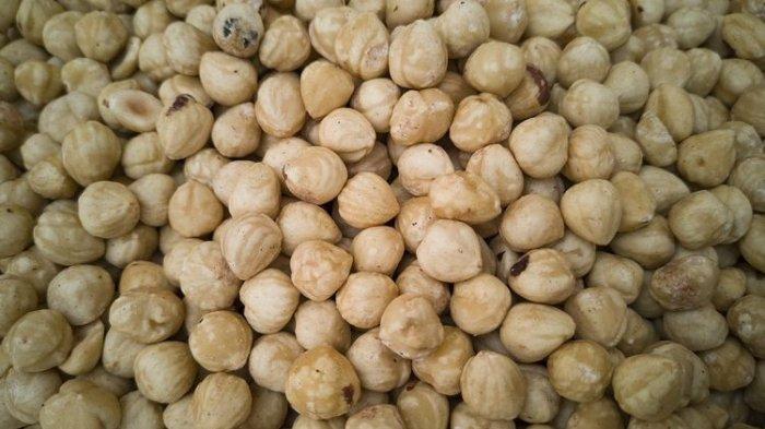 Kemiri bisa menjadi bahan alami yang dapat menyuburkan rambut