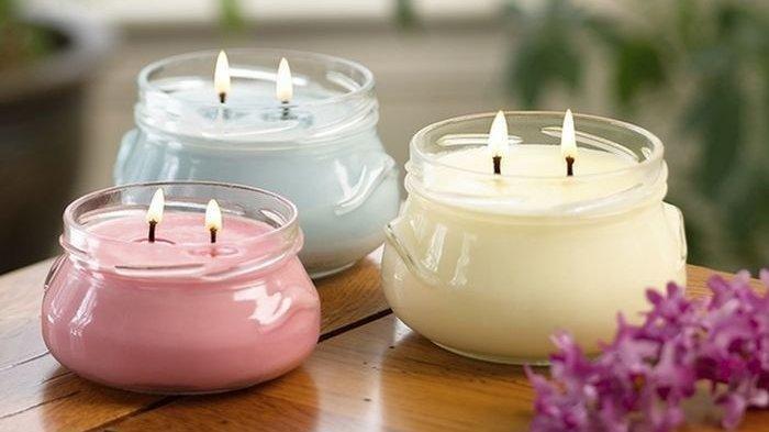 Ilustrasi lilin aromatherapy.
