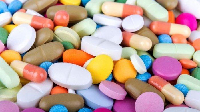 Ilustrasi obat-obatan yang memiliki efek sampingnya sendiri-sendiri