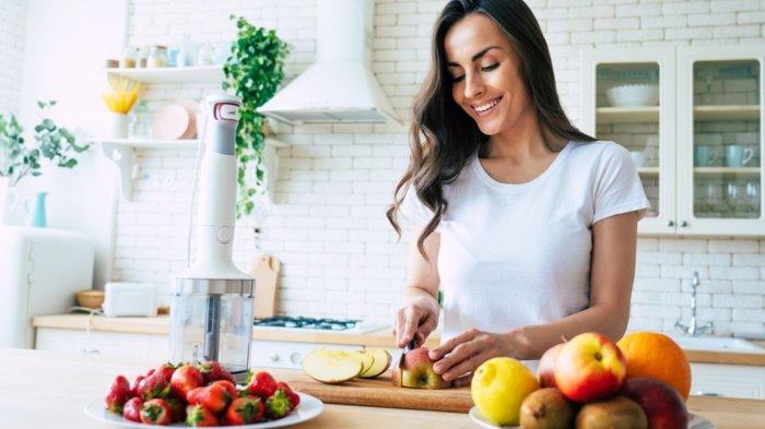 Buah-buahan sebaiknya tidak disimpan di freezer.