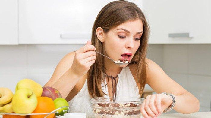 Makan dengan Pelan-pelan bisa membantu dietmu agar berhasil.