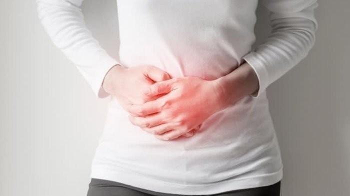 Ilustrasi masalah asam lambung naik.