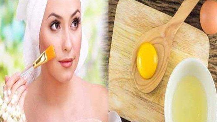 Ilustrasi seorang wanita menggunakan masker putih telur yang bermanfaat untuk mengatasi flek.