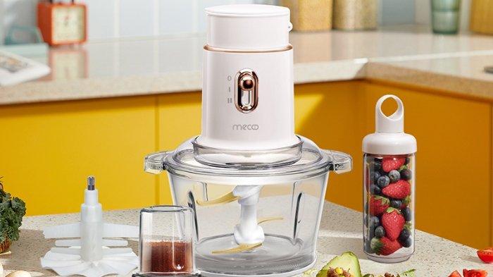 Mecoo 5 in 1 Chopper hadirkan berbagai fungsi untuk olah bahan didukung mata pisau tajam dan kualitas jar baby safe dan antibacterial odorless.