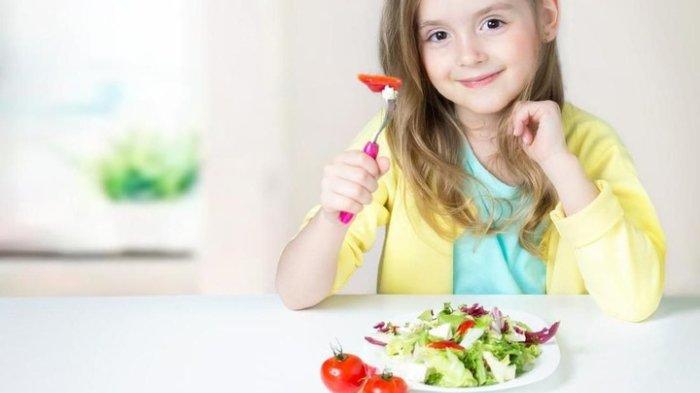 Menawarkan Makanan Baru pada Anak