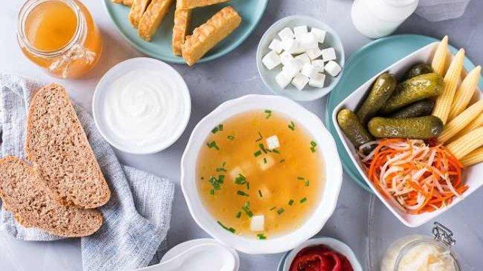 Mengonsumsi makanan Berprobiotik sangat baik untuk memulihkan kondisi saat keracunan makanan.