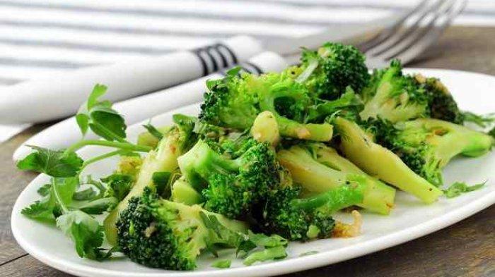 Menu buka puasa dan sahur yang menyehatkan dan bikin kenyang tahan lama adalah sayur brokoli.