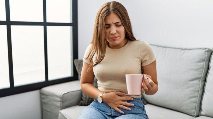 Nyeri perut setelah makan bisa jadi tanda maag kambuh.