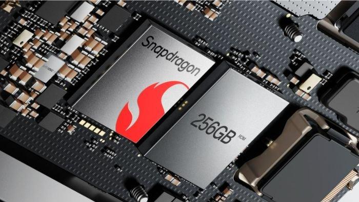 OPPO Reno10 Pro 5G memadukan performa chipset Qualcomm dan memori kapasitas lega