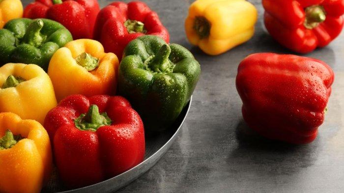 Paprika merupakan salah satu bahan makanan yang tidak boleh dipanaskan di dalam microwave.