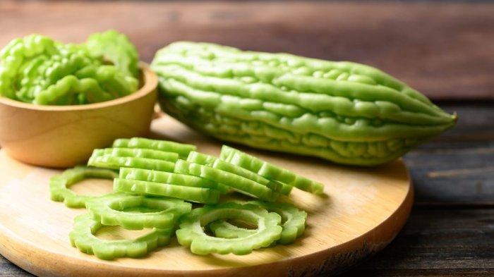 Pare ternyata memiliki banyak manfaat untuk menunjang kecantikan