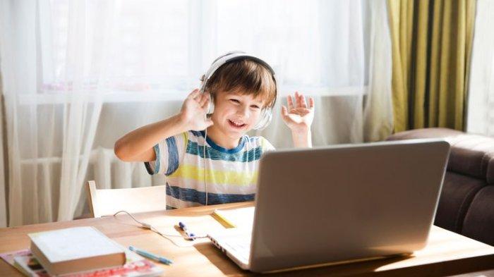 Mengkonsumsi minyak ikan dapat membantu mengatasi ADHD pada Anak.