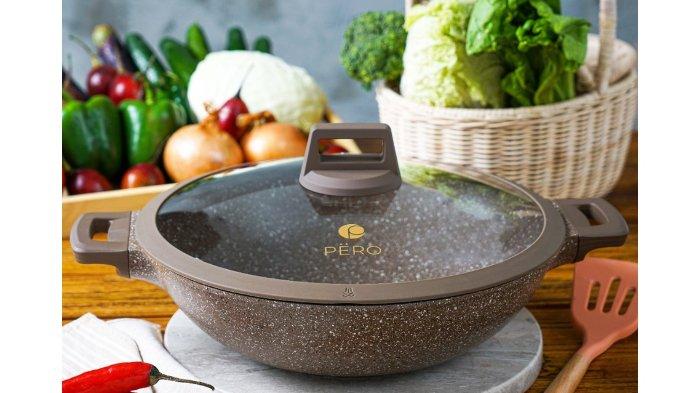 PERO Wok Pan 32Cm + Glass Lid hadirkan kapasitas besar sekaligus dirancang dengan semi presto technology.
