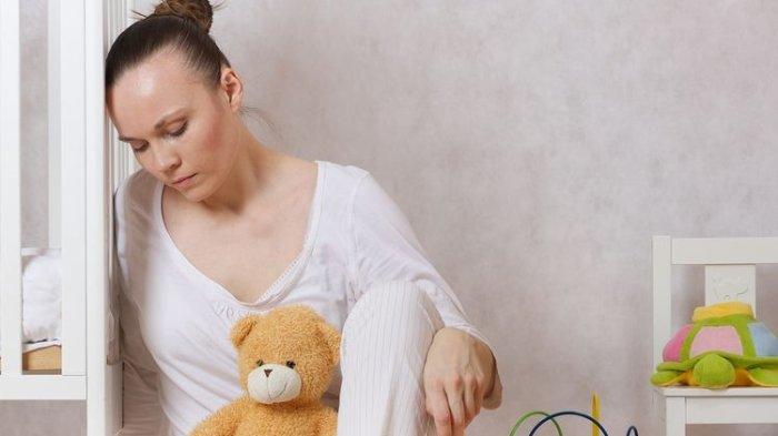 Ilustrasi mengalami Postpartum Depression sesaat setelah melahirkan.