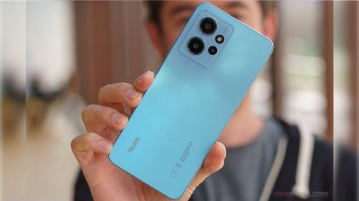 Modul kamera di bodi belakang Redmi Note 12