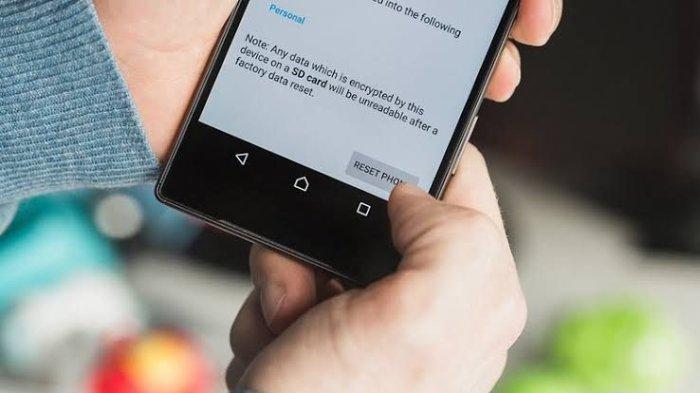 Ilustrasi reset handphone (HP).