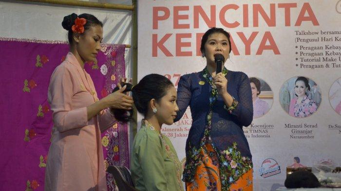 Talkshow bertema Kebaya Nusantara Pemersatu Bangsa dalam acara Temu Komunitas Kebaya, Sabtu (27/4/2024).