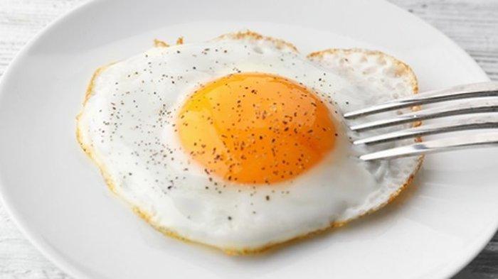 Telur termasuk salah satu masakan yang harus dihindari penderita kolesterol.