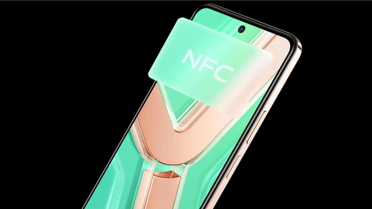 Layar vivo Y28 sudah dihadirkan dengan poni punch hole yang kekinian