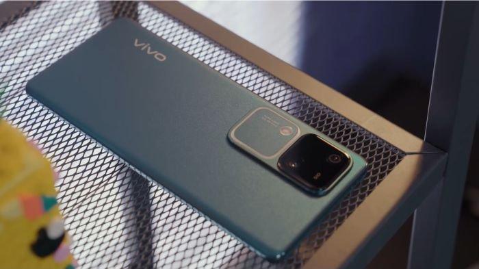 Desain bodi belakang vivo V30