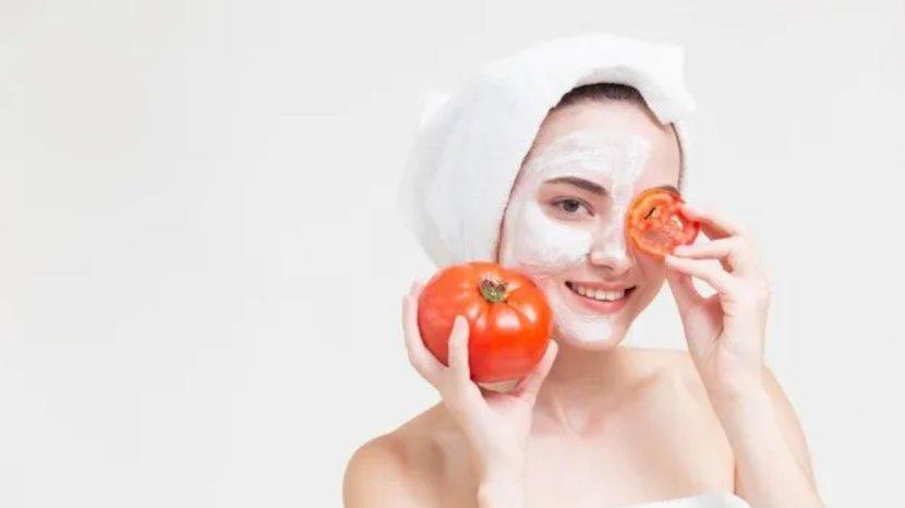 5 Manfaat Utama Masker Tomat untuk Kecantikan Wajah, Cerahkan Hingga Cegah Jerawat