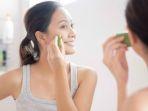 9 Tips dan Trik Menghilangkan Bekas Jerawat yang Membandel, Bisa Pakai Cuka Apel