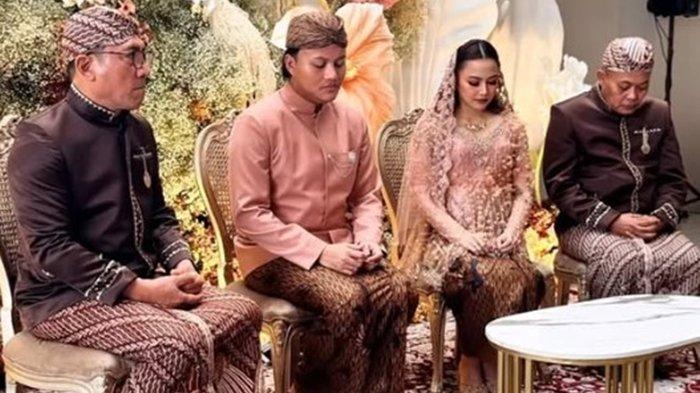7 bulan kehamilan Mahalini