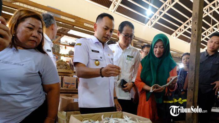 Ada 9 sampel positif mengandung formalin