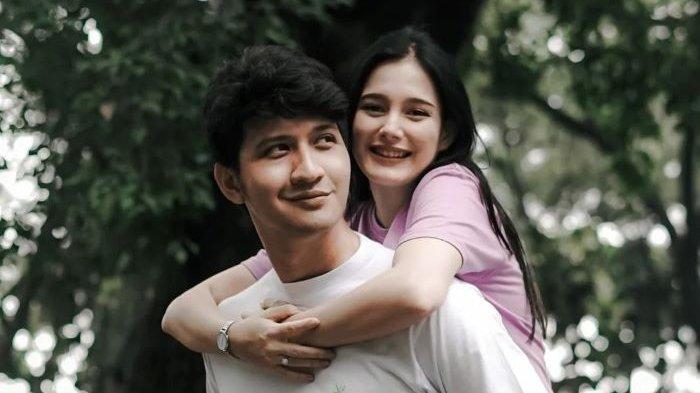 PASANGAN CERAI - Aditya Zoni dan Yasmine Ow saat masih bersama sebagai suami istri.