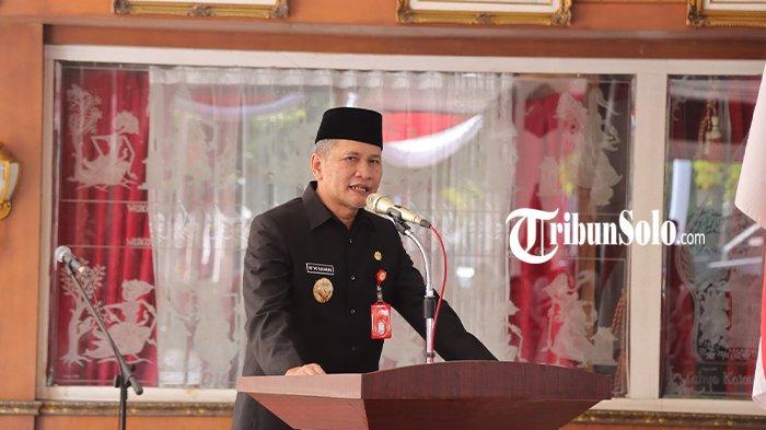 PELANTIKAN BUPATI WONOGORI TERPILIH. Setyo Sukarno, Bupati Wonogiri Terpilih saat ditemui beberapa waktu lalu. Setya Sukarno mengatakan hari ini memiliki agenda latihan baris berbaris dari Monas hingga Istana Merdeka.