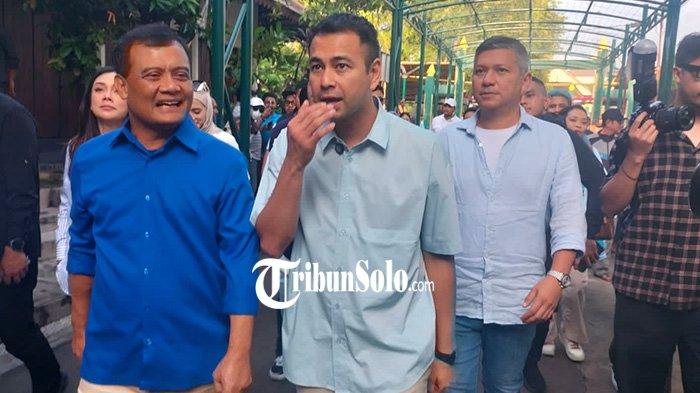 Cagub Jateng Ahmad Luthfi dan sejumlah artis kunjungi Pasar Triwindu Solo, Minggu (17/11/2024).