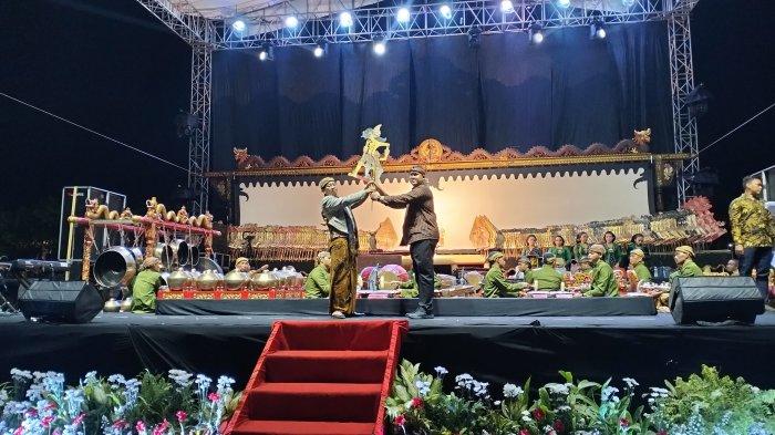 HUT Ke-78 TNI, Grup 2 Kopassus Gelar Pagelaran Wayang Kulit Serentak 78 ...