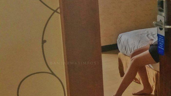 PROSTITUSI TERSELUBUNG. Ilustrasi selebgram menjadi PSK saat digerebek di kamar sebuah hotel di Semarang, Jawa Tengah pada Rabu (15/12/2021) lalu. Kasus prostitusi terselubung ternyata juga terjadi di Gunung Kemukus Sragen tepatnya di Desa Pendem, Kecamatan Sumberlawang, Kabupaten Sragen.