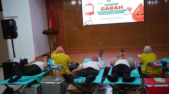 Kantor Imigrasi Kelas I TPI Surakarta menggelar kegiatan donor darah pada Rabu, 15 Januari 2025.